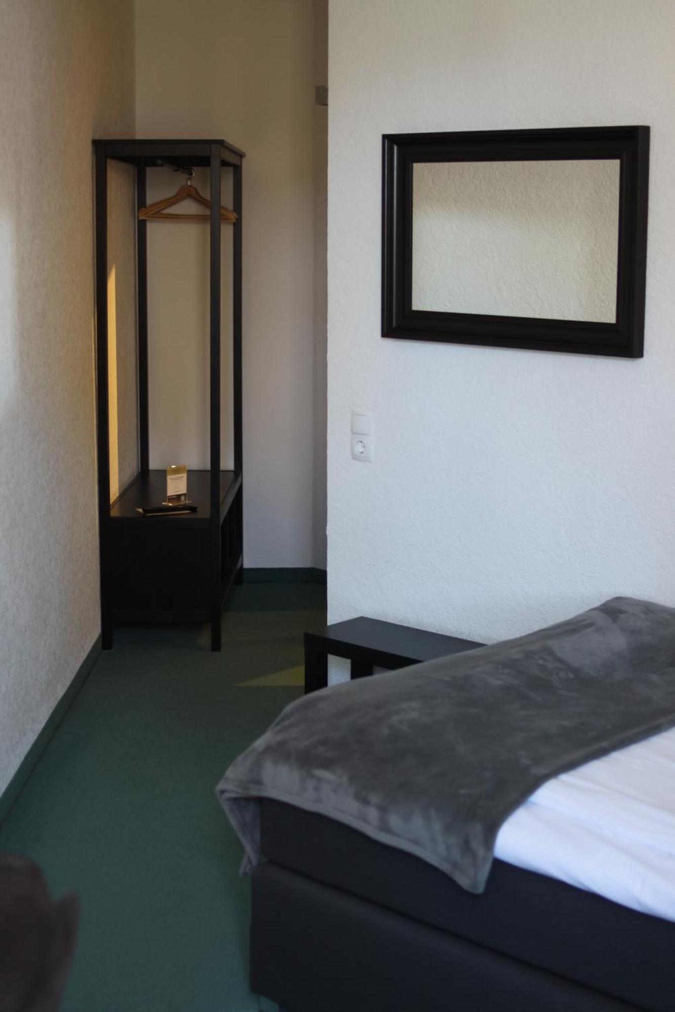 Hotel Restaurant Erbprinz Walldorf Eksteriør billede