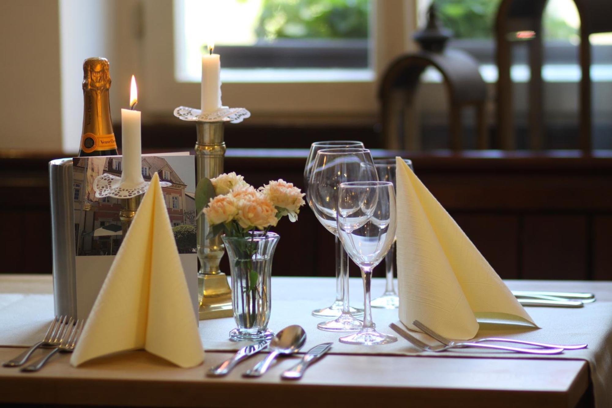 Hotel Restaurant Erbprinz Walldorf Eksteriør billede